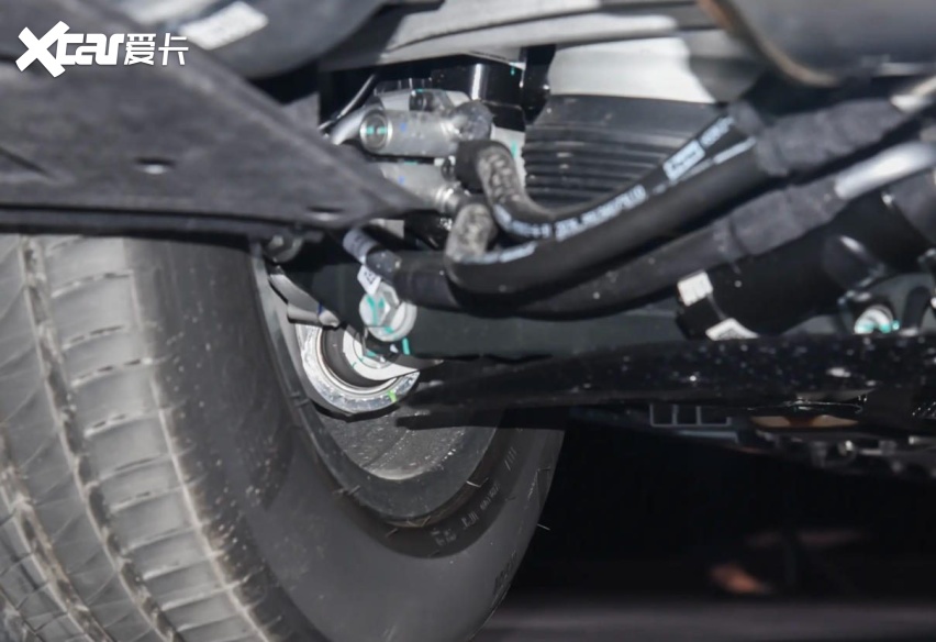 800V全主动悬挂，尊界V680对比V800，差价36万差在哪里