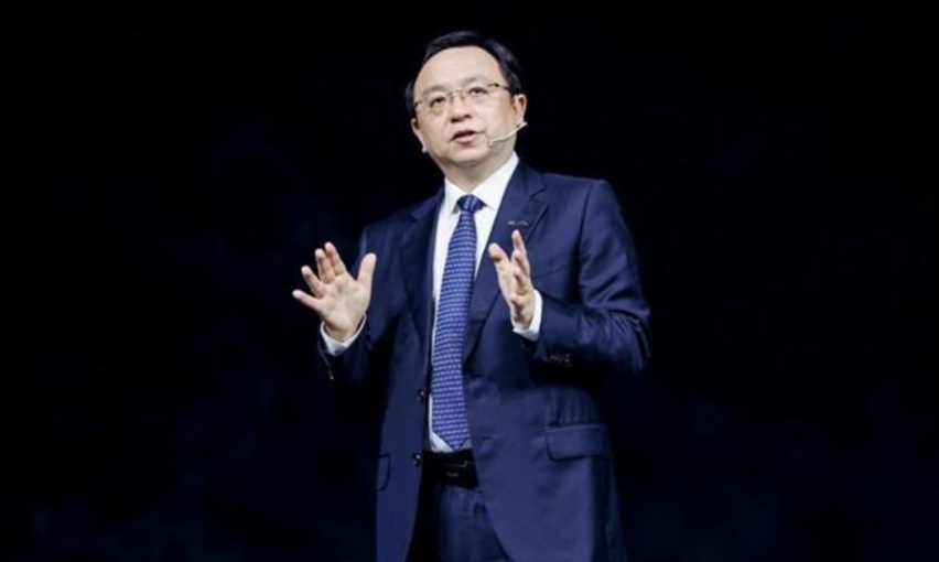 不给喘气机会！比亚迪出王炸，中国车接连降价大玩“兔子战术”？