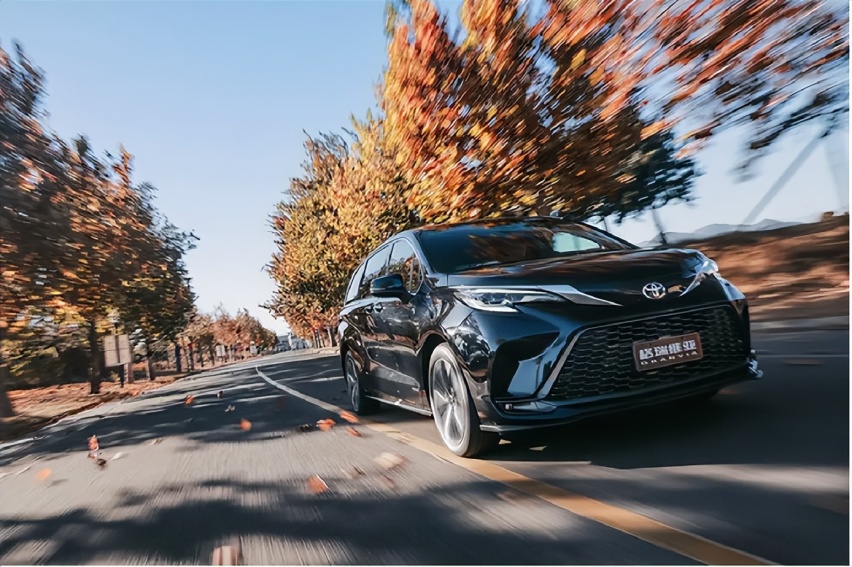 又一爆款MPV？售35.58万元起，一汽丰田格瑞维亚正式上市