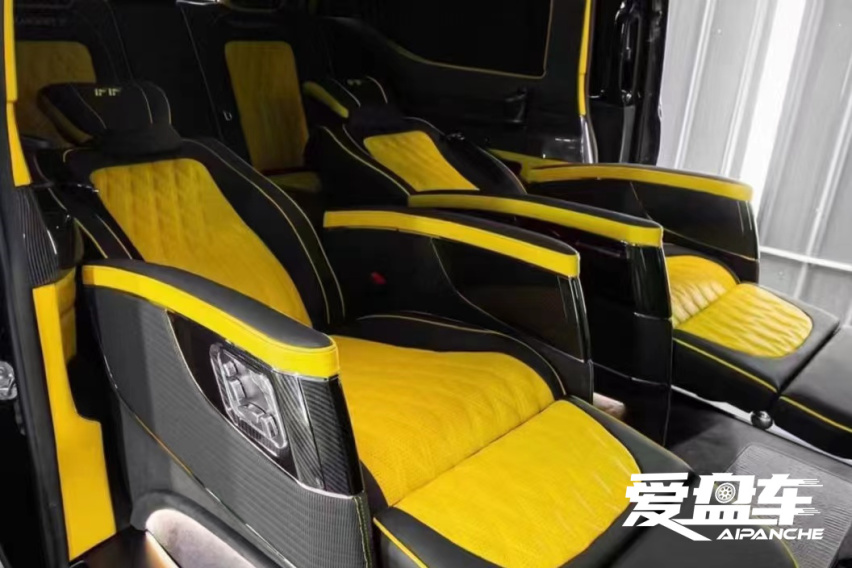 奔驰V260商务车内饰改装居然比劳斯莱斯的内饰还要豪横，太精彩了