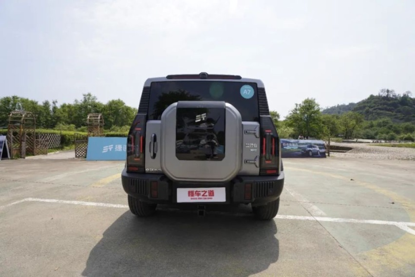 捷途山海T2，售17.99万起