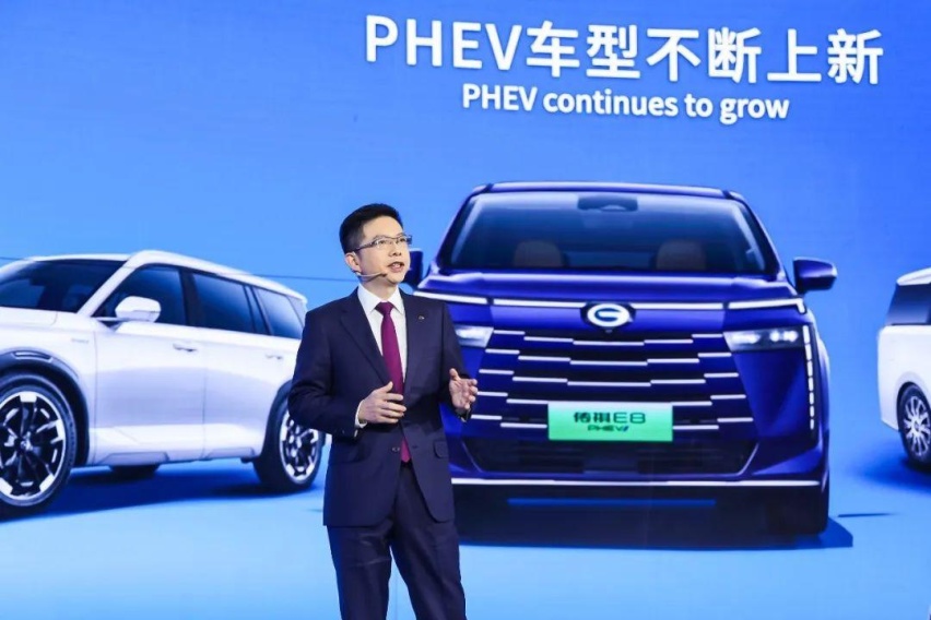 广汽集团重磅发布：自主品牌冲刺百万销量，2026年实现全固态电池装车搭