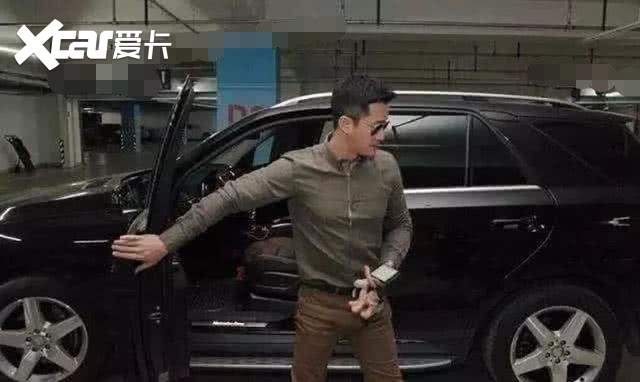 功夫明星吴京开什么车？