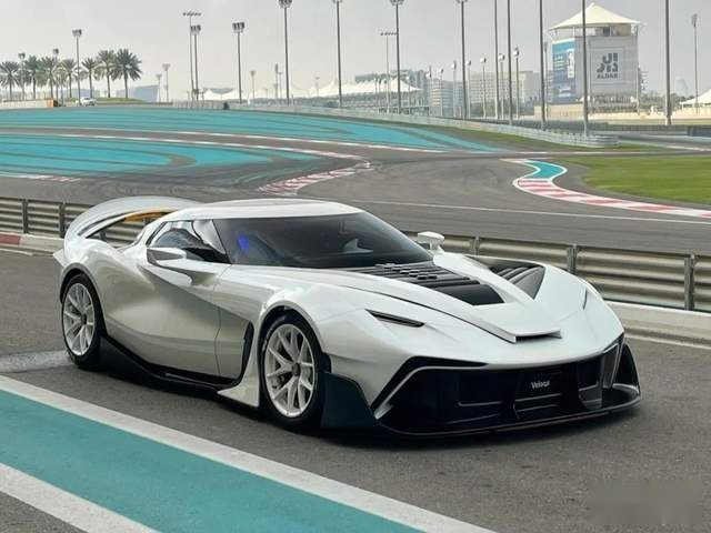 Veloqx Fangio F125 TDE亮相亚斯码头赛道