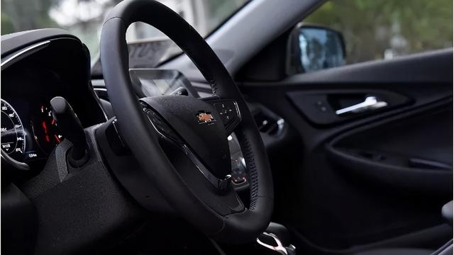 想买超值中级车？这台9AT+16万公里质保的全新车型不得不看