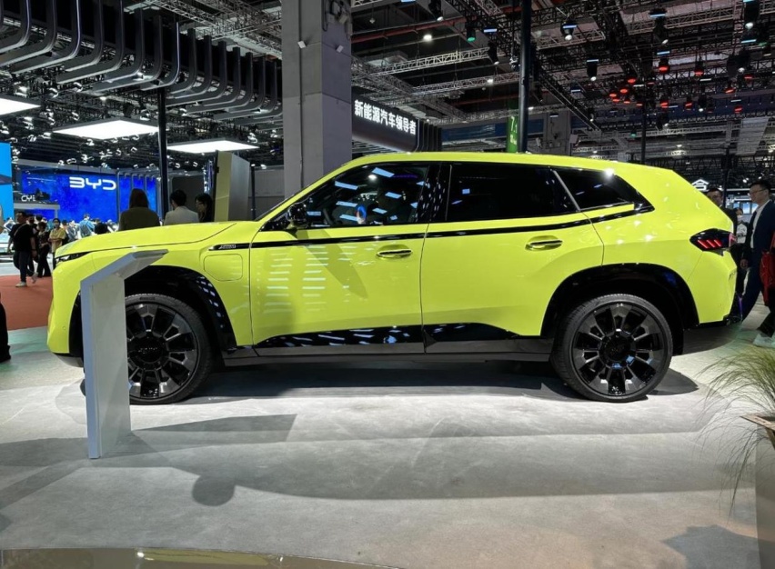 宝马XM Label Red，品牌史上最强大的SUV，1000Nm扭矩