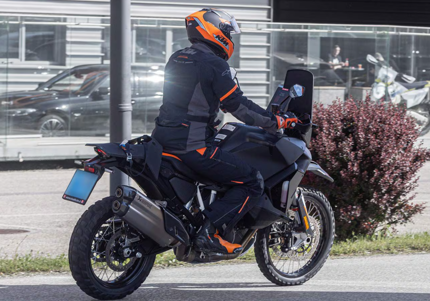 KTM 3款顶级车型开始路测，2025年或将和车友见面