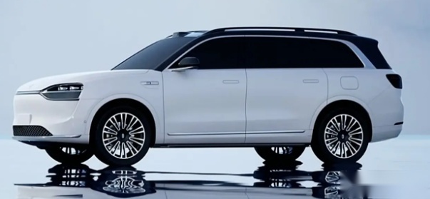 问界放大招了！新车全铝合金底盘，号称“1000万以内最好的SUV”