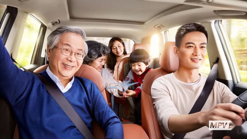 新晋奶爸、二胎家庭和全职妈妈的“带娃车”，你知道怎么选吗？