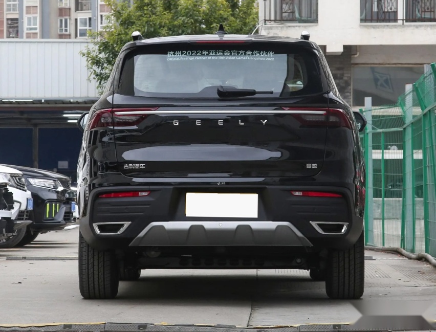 10万级的“国产版沃尔沃XC60”！全系1.8T+大7座，还有奢华内饰