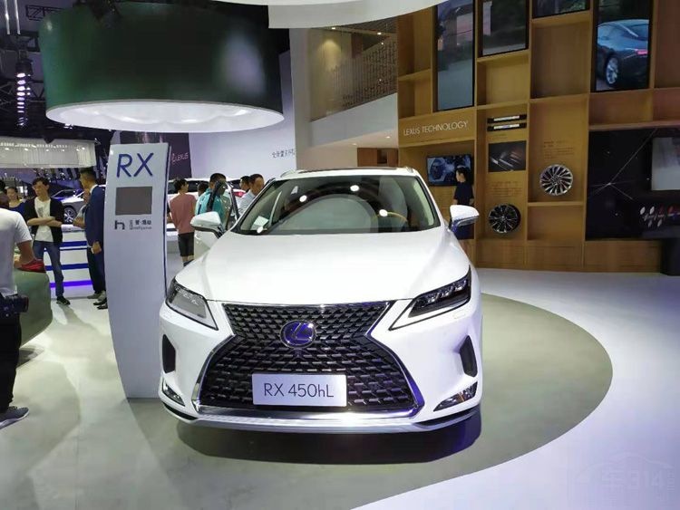雷克萨斯RX450hl亮相成都车展 带来加长版