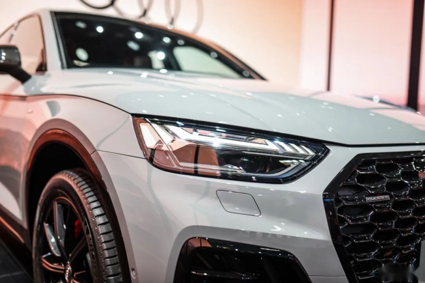 黑标奥迪，帅的一批！全新Q5L Sportback全球首发