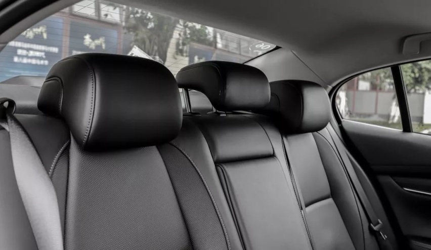 我，次世代MAZDA 3昂克赛拉，打钱！