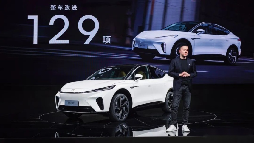 要做20万内最有性价比的SUV？飞凡R7掏出了四张王牌！