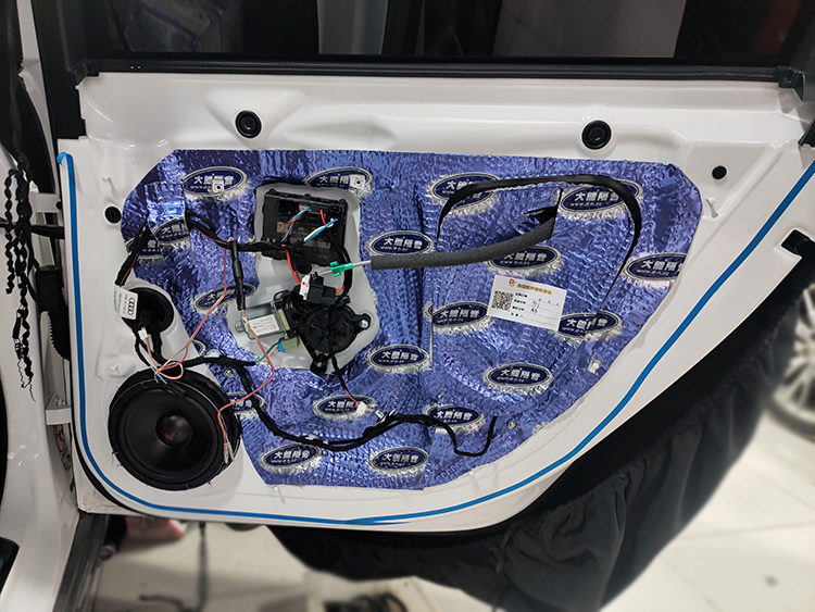HiFi无损升级处处有讲究，盐城道声奥迪A3升级埃曼德高汽车音响