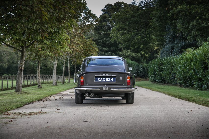 Aston Martin DB6