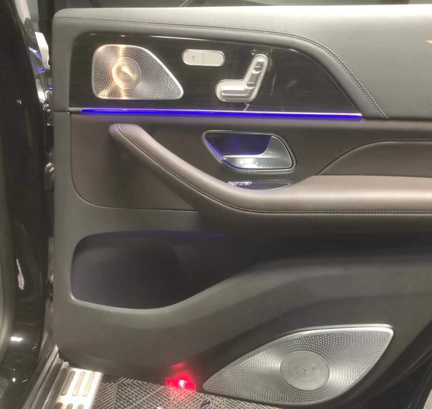 22款奔驰GLS450升级原厂大柏林音响26个喇叭施工案例