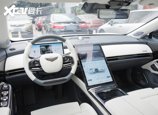 与宝马7系同级,车长近5米3,续航810公里,不足30万,名气却不高