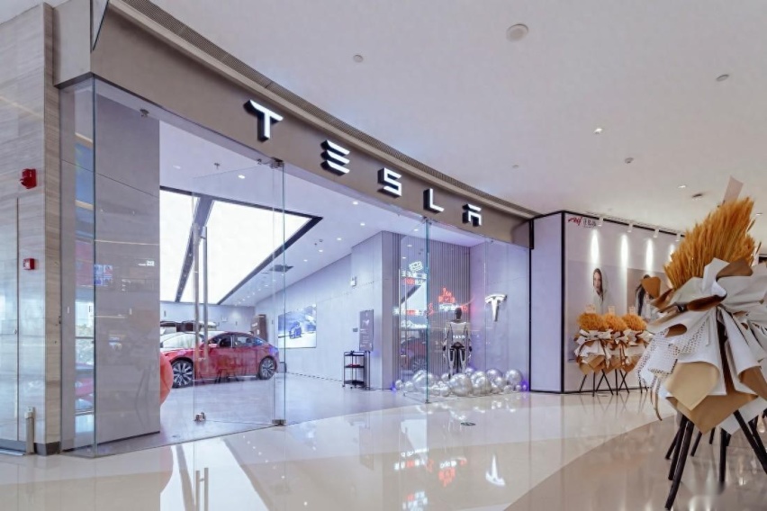 真香！在特斯拉双店开业现场体验Model 3焕新版冬季“升舱”