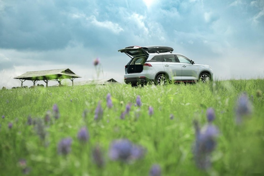 适合暑期自驾游的家用SUV，长安欧尚X7PLUS解锁舒适出行体验