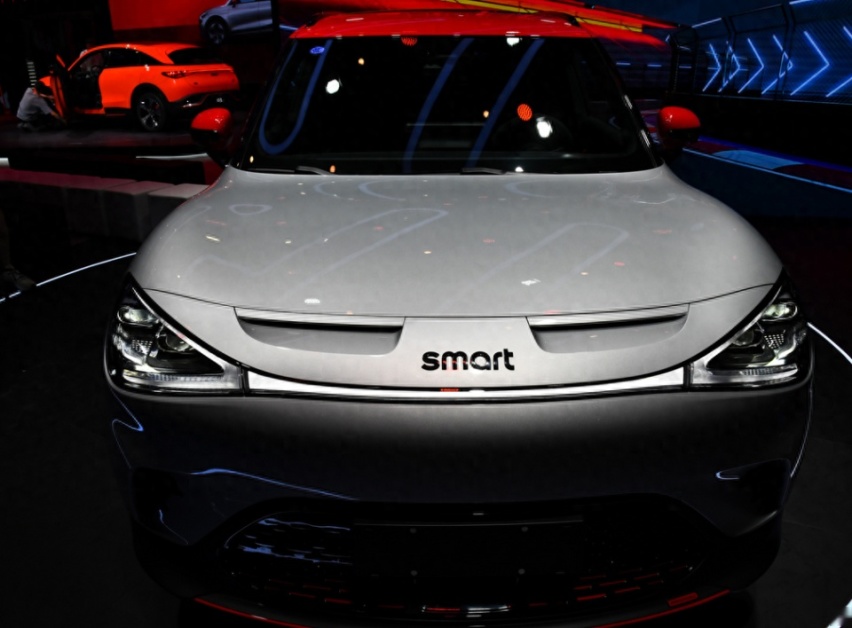 【成都车展】不到4秒破百 smart精灵#1 BRABUS涨价了？