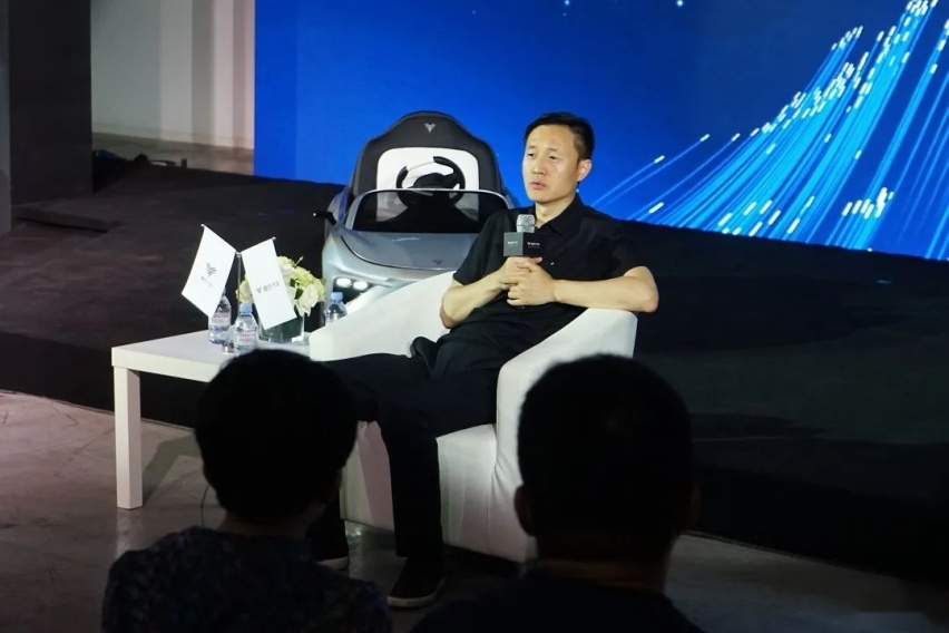 张勇的哪吒汽车三步曲，2025年销50万辆可还行？