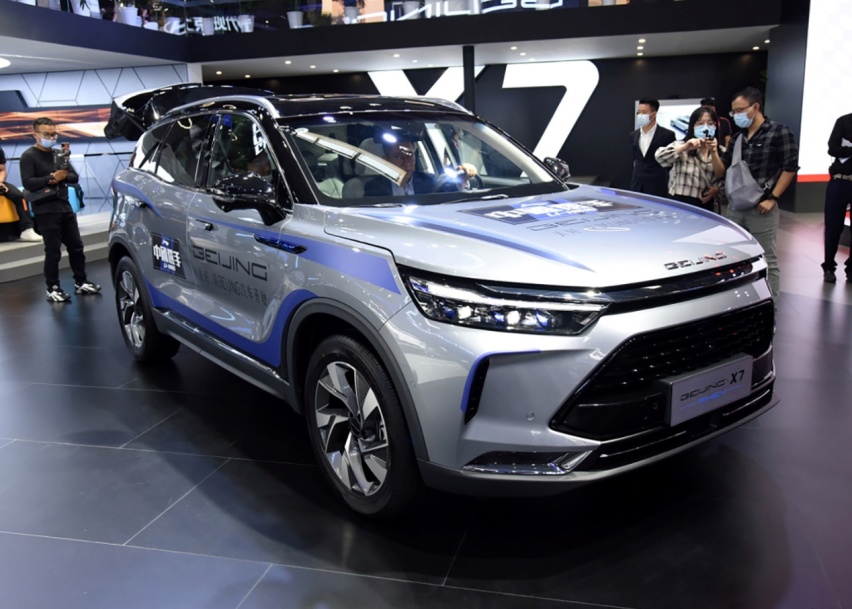北汽要是认真造车，还是能像模像样的，X7 PHEV要18万起