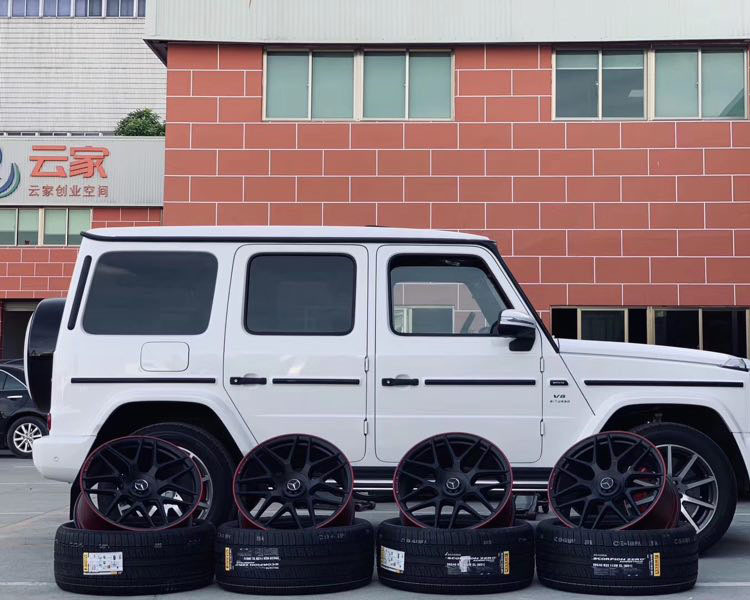 19款奔驰G500 G63 W463加装先行版AMG轮毂