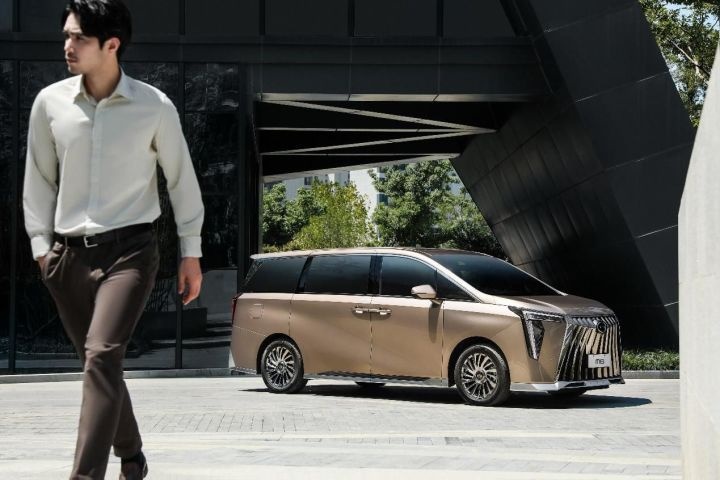 这可能是最漂亮的中国品牌高端MPV？新一代M8可不只是好看！