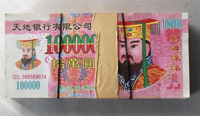 一款国产车，被换3个车标国外高价卖，老外这么好忽悠吗？