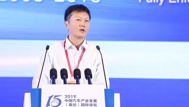 氢燃料or纯电动，新能源汽车发展的十字路口，谁才是主流？