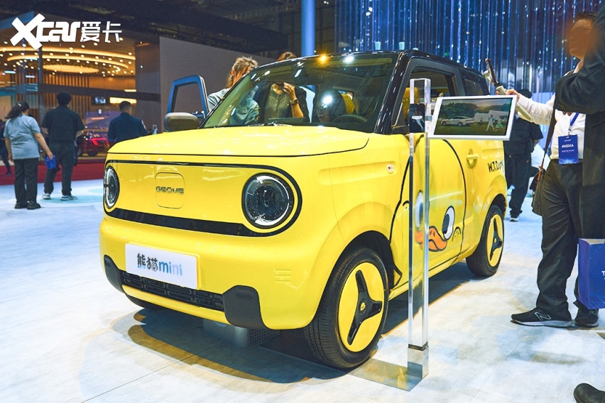 又可爱又实用 微型之余还给了快充!吉利这款小车真是太香了