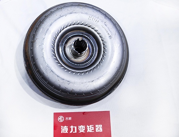 让名爵ZS比上一代快3秒破百的，就是这套动力总成