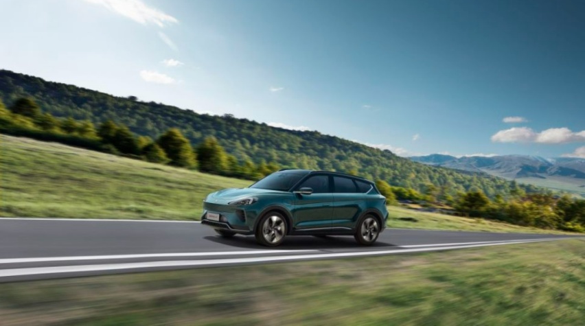 完胜Model Y、汉EV！极狐这对森系“双子星”堪称宝藏车型