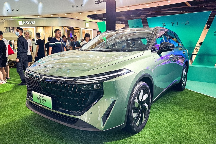 馈电油耗4.3L 售价只要13万起？启辰大V DDi超混动值得期待！