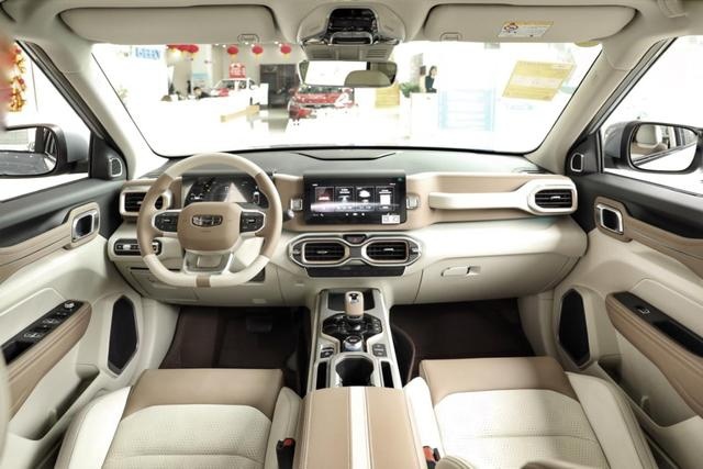 最炫紧凑型SUV 全新吉利icon到店实拍