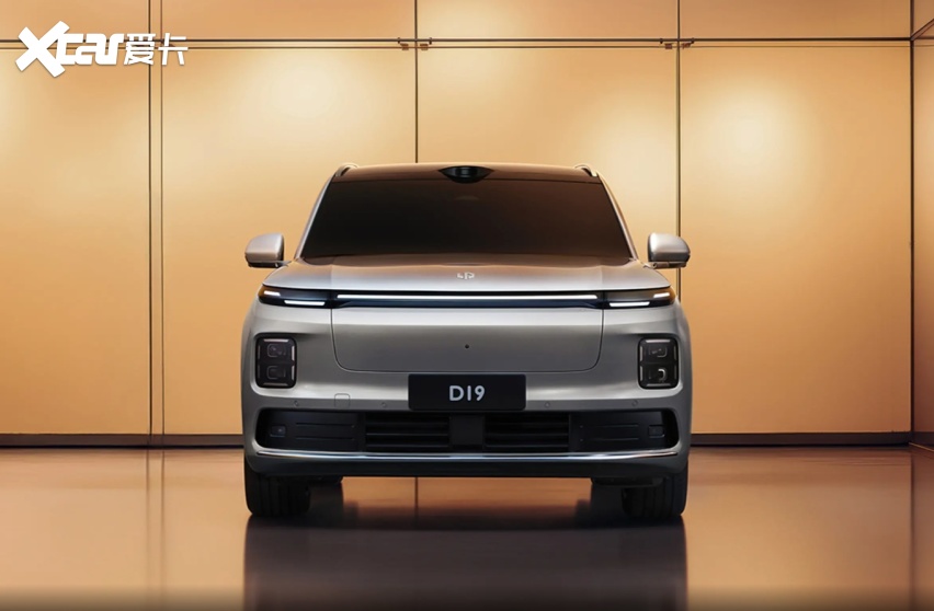 零跑D19内饰曝光!17.3英寸中控屏+21英寸后排屏+8升冰箱+6座