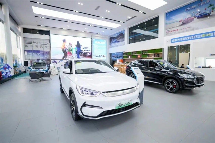 探店比亚迪4S店:产品不愁卖,除了车好竟还有玄机?