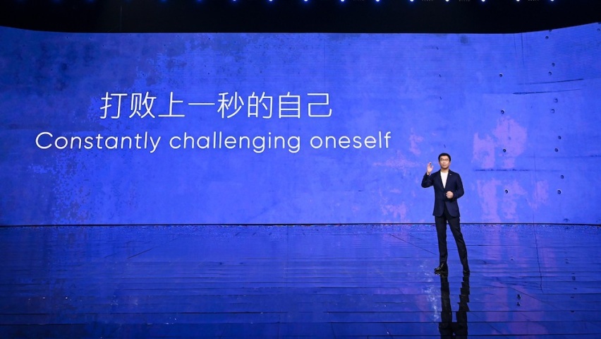 高合HiPhi X：我给车市打个样，未来十年跟我走