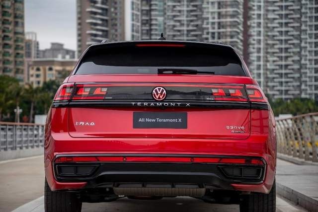 看多了街车想要一款不一样的高端SUV？不如来看看全新途昂X