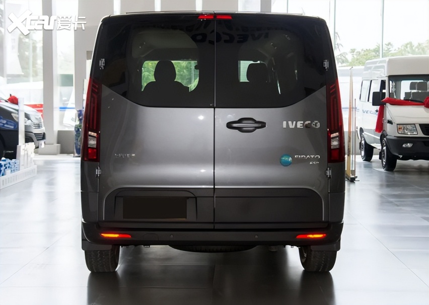 连轻客都走颜值路线?依维柯聚星与福特全顺同级,售13.68万起