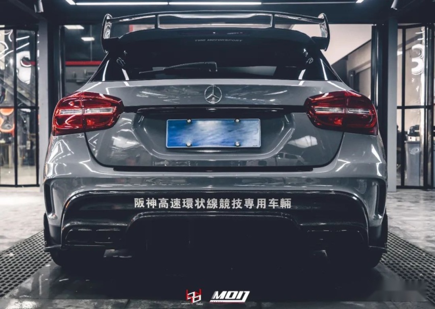 忽悠母亲买了辆奔驰GLA45 AMG，我将它改出了