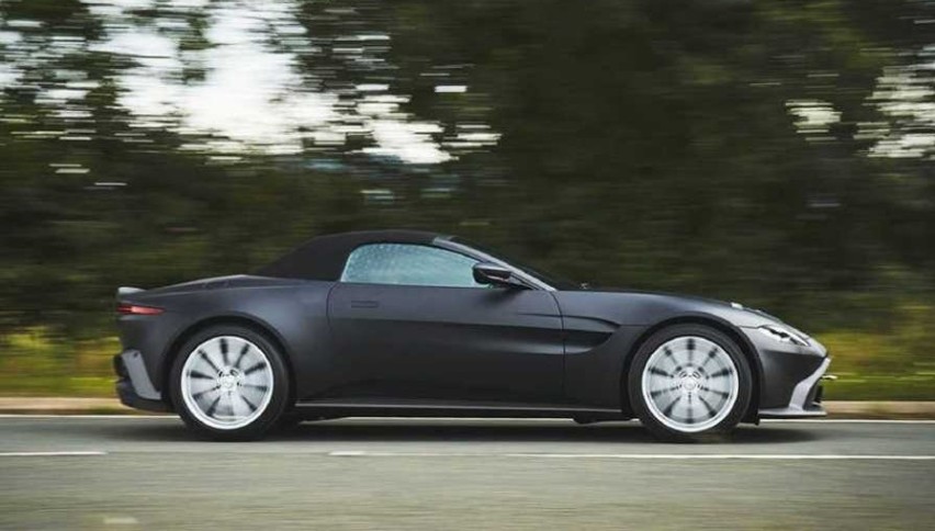 敞篷拉风依旧，Vantage Roadster敞篷版预告
