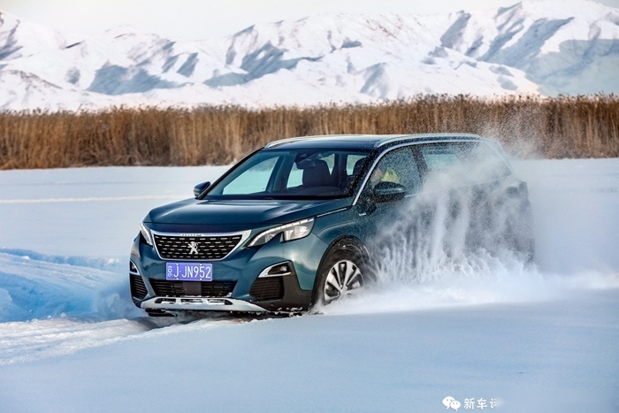 东风标致冰雪试驾，从失控中，我们可以学到哪些技巧？