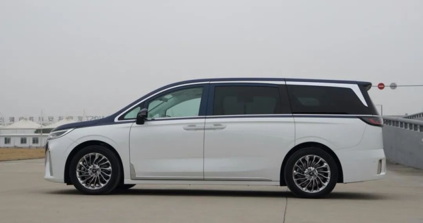 起步30万＋的国产MPV，有什么看点？