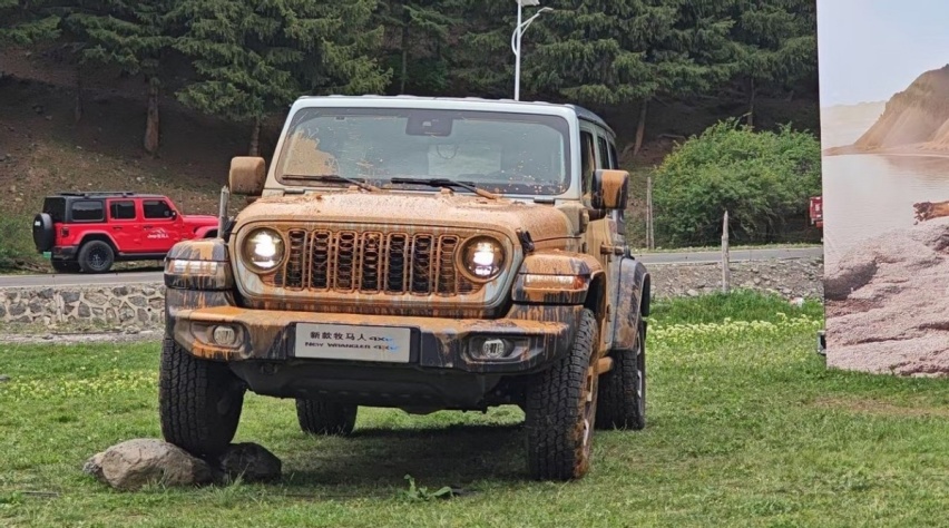 屏幕升级涨价5万！Jeep新款牧马人上市 起售价50.99万元