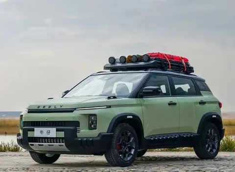 【E汽车】8.99万元买“方盒子”，吉利牛仔上市