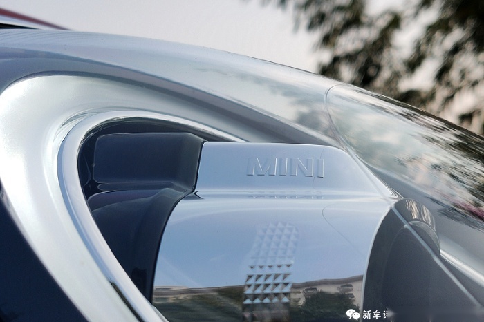 新款MINI CLUBMAN首试：这回让我们聊聊MINI的衣