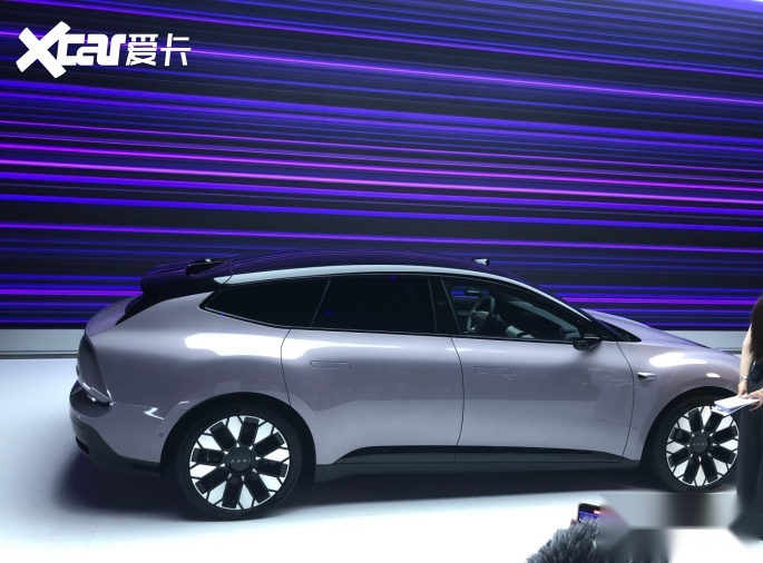 奥迪 E5 Sportback正式上市，起售价23.59万元