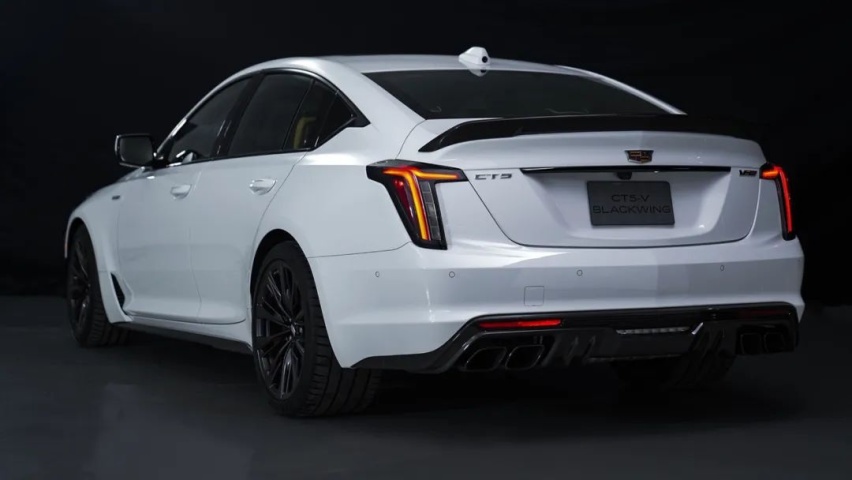 告别燃油车之前 谁才是年轻人的Dream Car